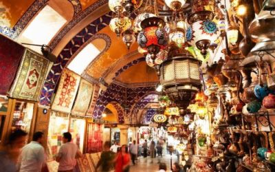 Grad Istanbul, poznat je i kao Carigrad, Stambol ili Stambul.